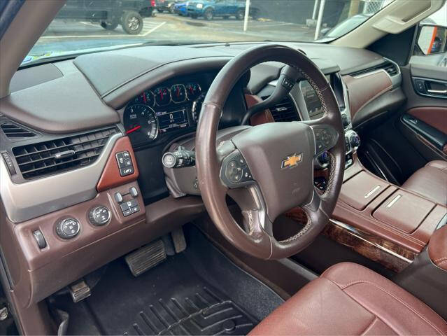 2015 Chevrolet Suburban SUV - $24,997