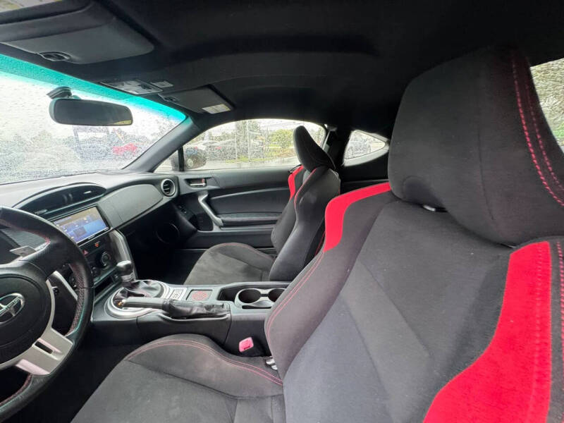 2016 Scion FR-S