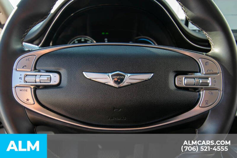 2025 Genesis GV70 2.5T Standard