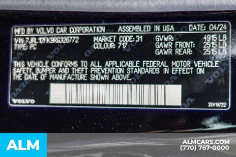2024 Volvo S60 B5 Core Dark Theme