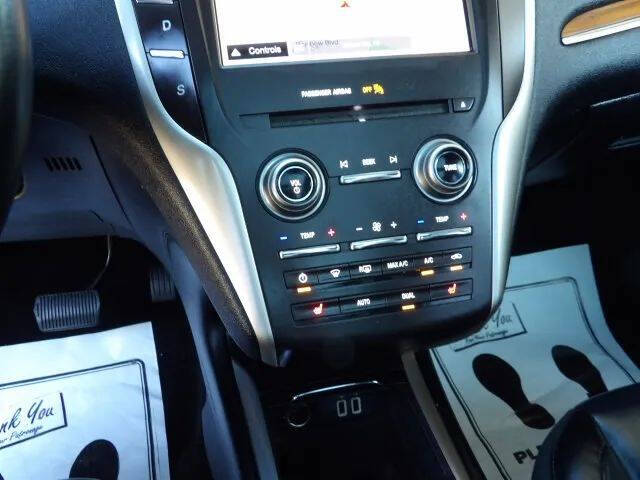 2019 Lincoln MKC Select