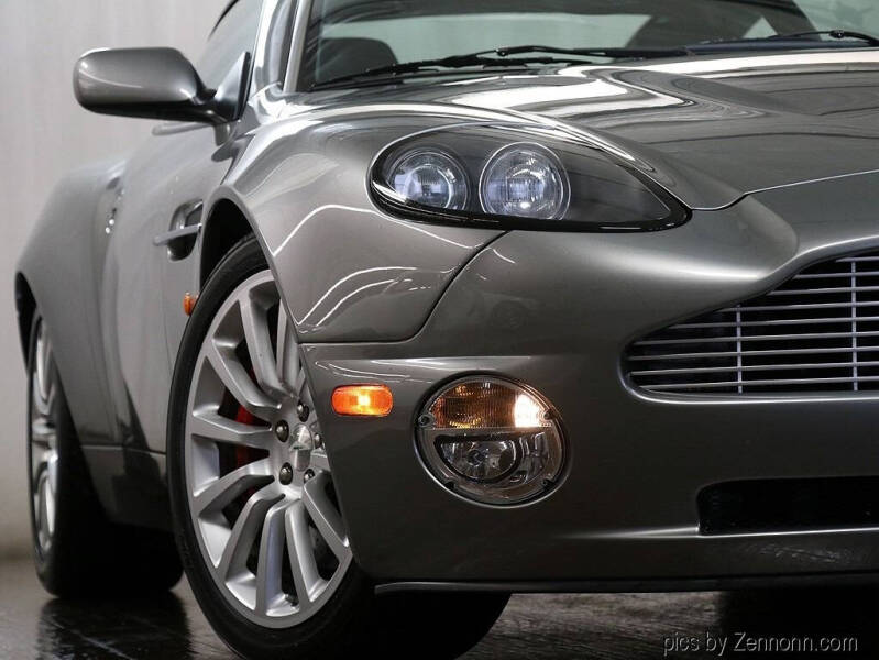 2003 Aston Martin V12 Vanquish