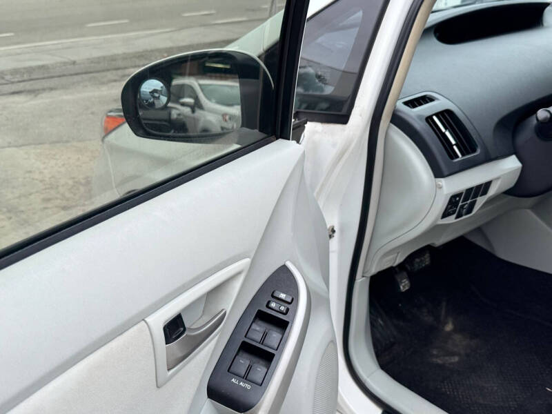 2012 Toyota Prius One