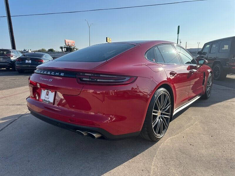 2017 Porsche Panamera 4S