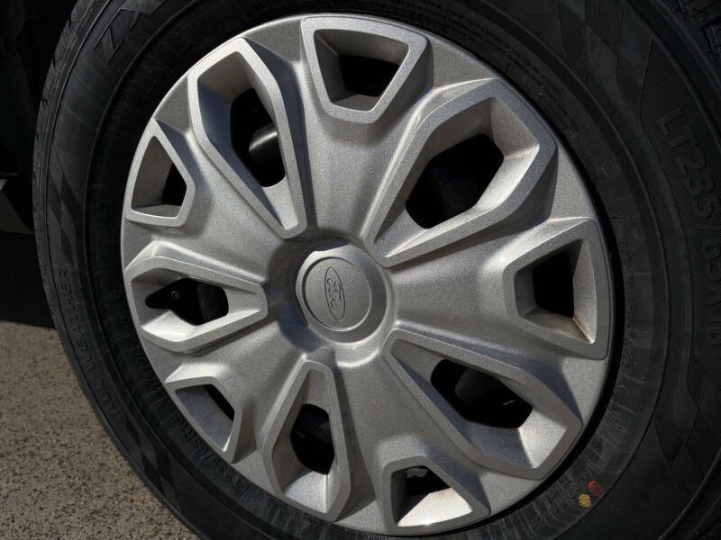 2023 Ford Transit 350 XLT