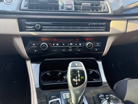 2011 BMW 5 Series 550i