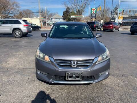 2013 Honda Accord for sale at DTH FINANCE LLC in Toledo OH