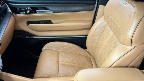 2023 Jeep Grand Wagoneer Series III Obsidian