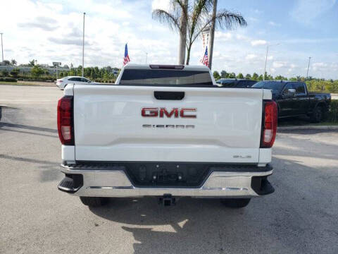 2023 GMC Sierra 1500 SLE