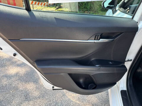 2019 Toyota Camry LE