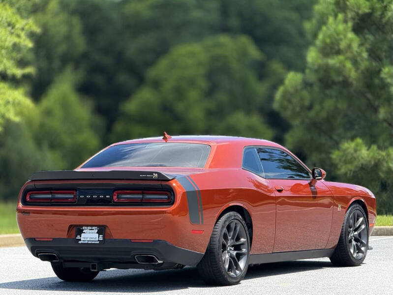 2022 Dodge Challenger