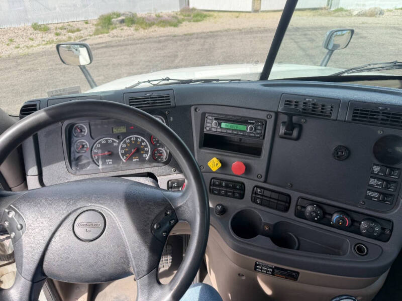 2012 Freightliner Cascadia