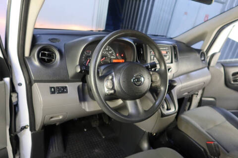 2017 Nissan NV200 SV