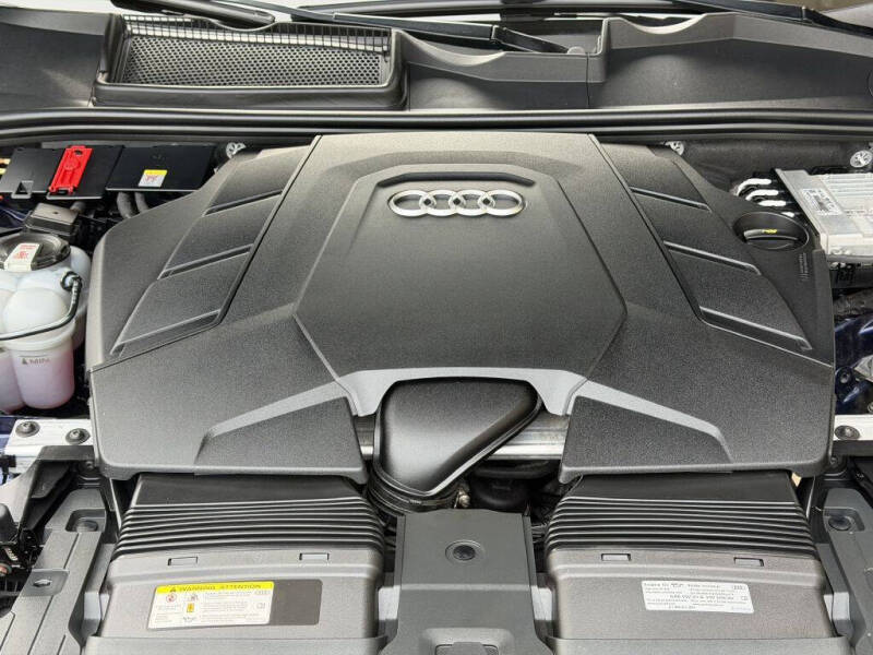 2022 Audi Q7 quattro Prestige 55 TFSI