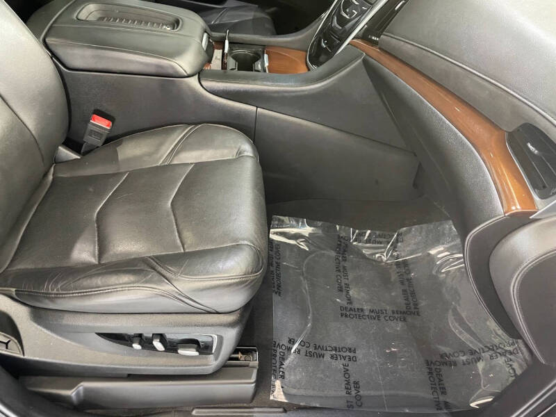 2020 Cadillac Escalade Luxury