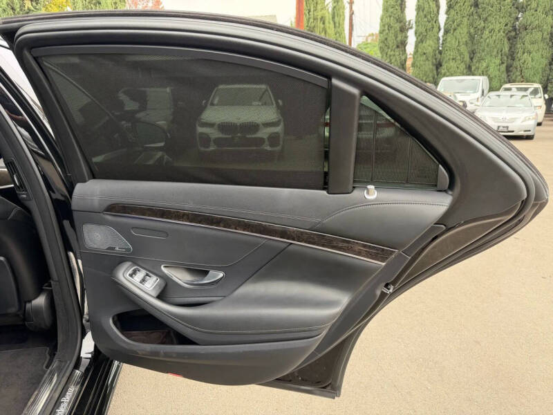 2015 Mercedes-Benz S-Class S 550