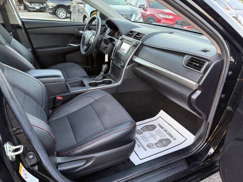 2016 Toyota Camry SE