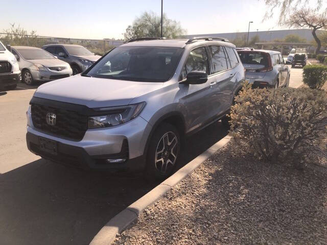 2023 Honda Passport Elite photo 2