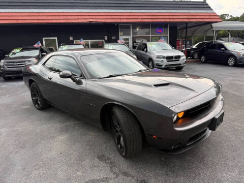 2017 Dodge Challenger SXT