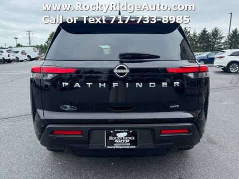 2024 Nissan Pathfinder S