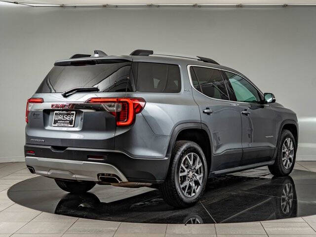 2020 GMC Acadia SLT