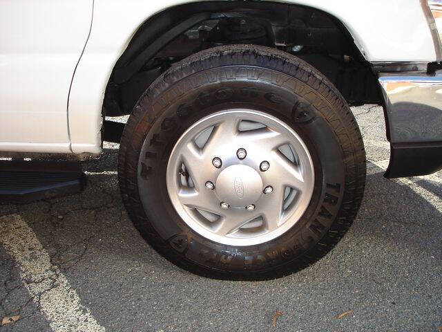 2013 Ford E-Series E-350 SD XLT