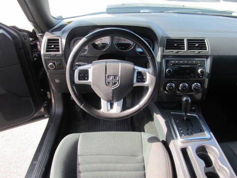 2013 Dodge Challenger SXT