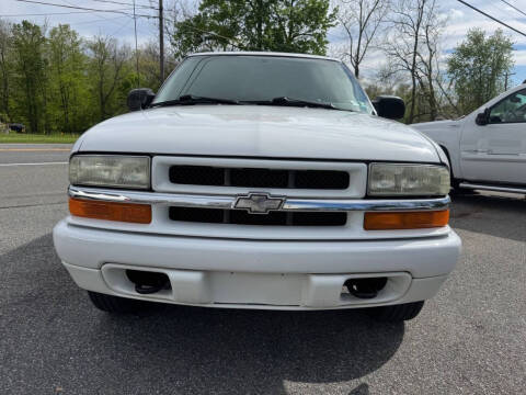 2004 Chevrolet S-10 LS