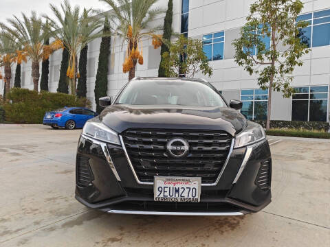 2023 Nissan Kicks SV