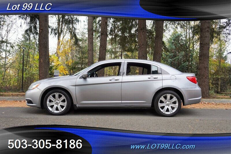 2013 Chrysler 200 LX