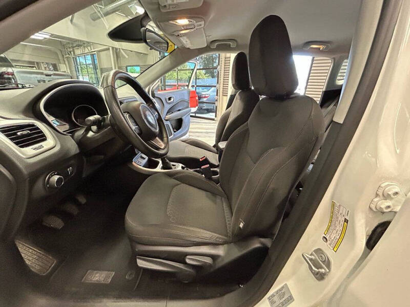 2017 Jeep Compass Sport