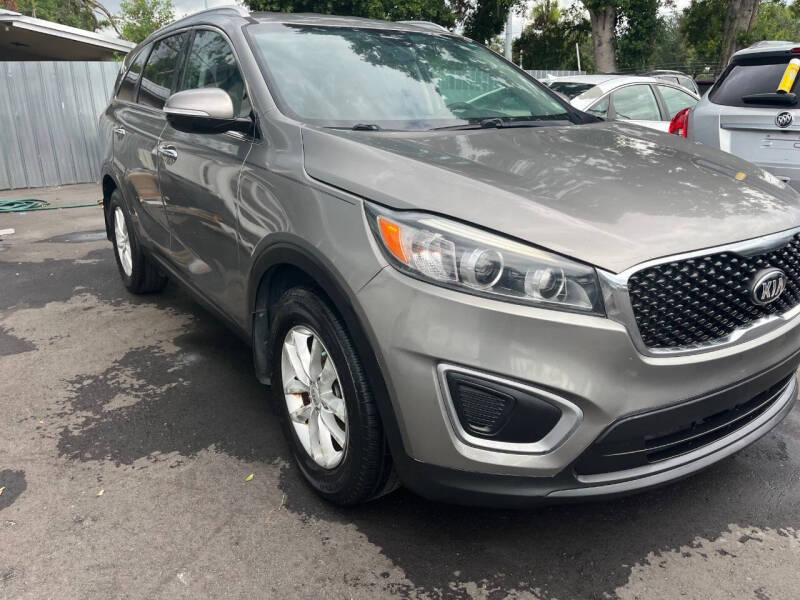 2016 Kia Sorento LX
