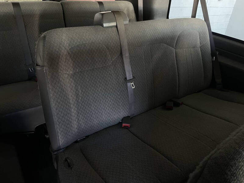 2023 Chevrolet Express LS 3500