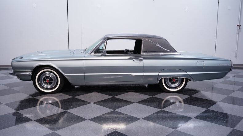 1966 Ford Thunderbird