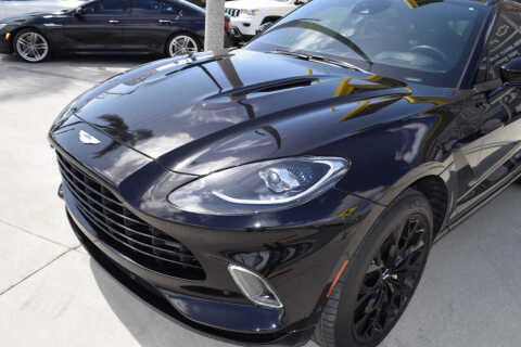 2021 Aston Martin DBX