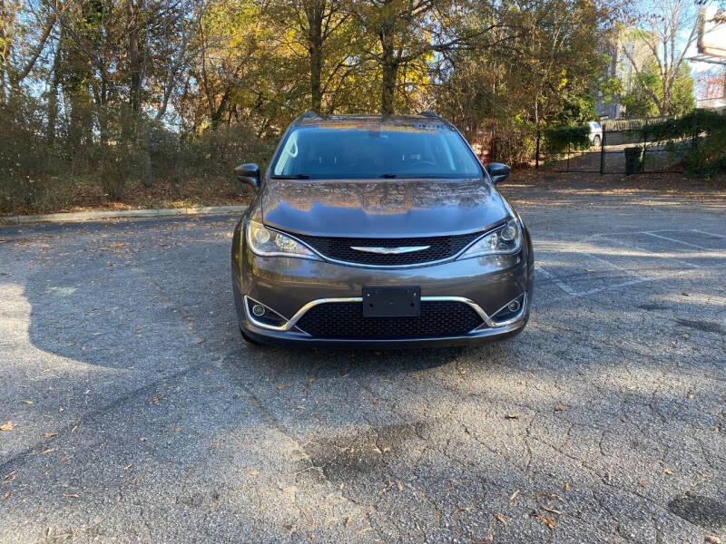 2017 Chrysler Pacifica Touring-L