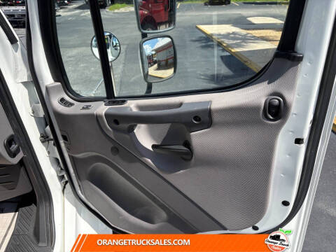 2018 Freightliner M2 106