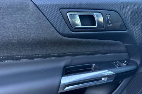 2025 Ford Mustang EcoBoost