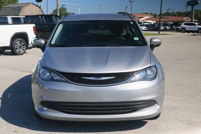 2020 Chrysler Voyager LXi