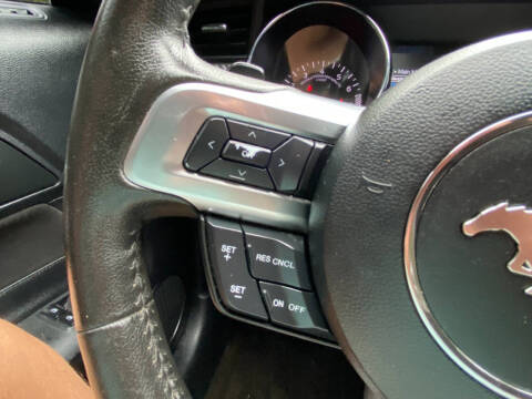 2015 Ford Mustang V6