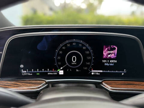 2022 Cadillac Escalade ESV Luxury