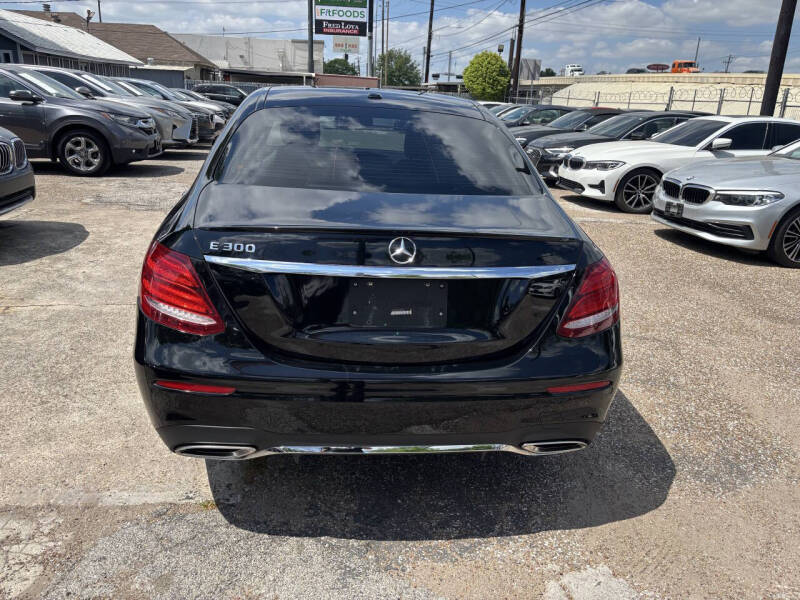 2018 Mercedes-Benz E-Class E 300