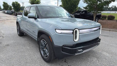 2025 Rivian R1T