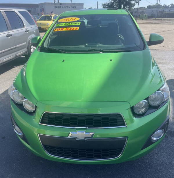 2015 Chevrolet Sonic LT Manual