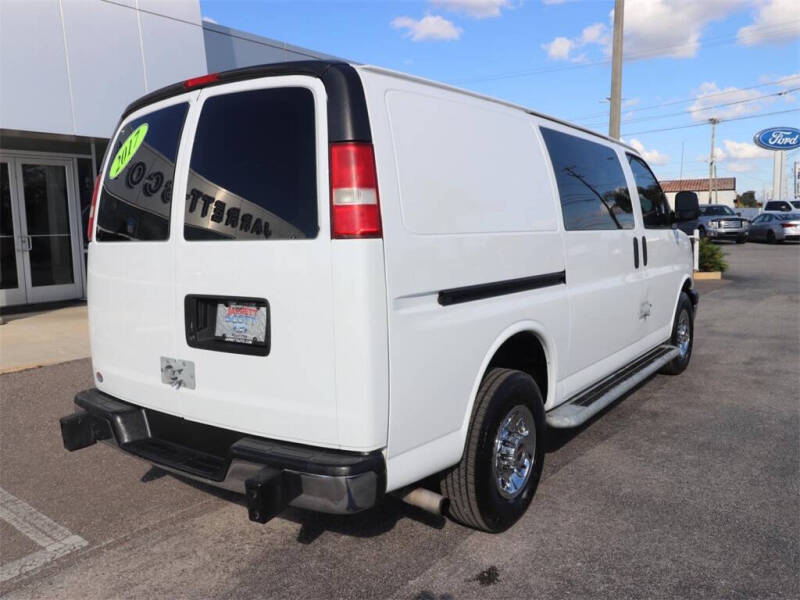 2017 GMC Savana 2500
