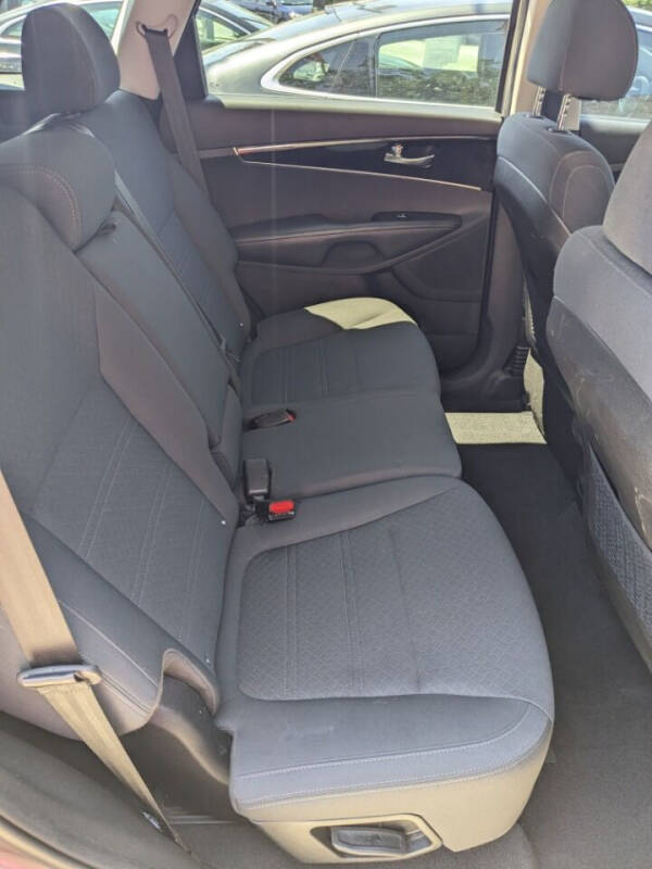 2018 Kia Sorento LX V6