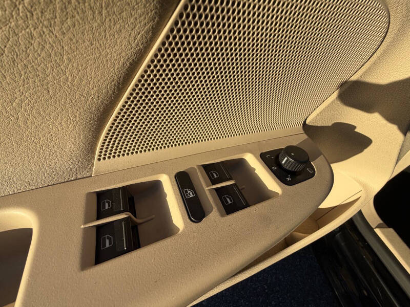 2014 Volkswagen Jetta SportWagen SE PZEV