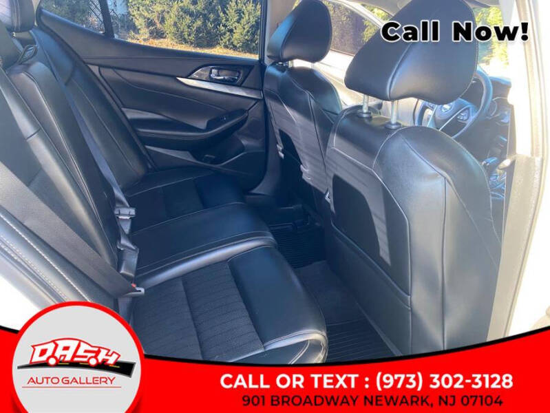 2021 Nissan Maxima 3.5 SV