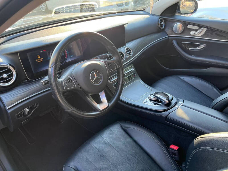 2018 Mercedes-Benz E-Class E 300