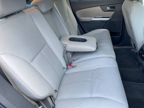 2013 Ford Edge SE